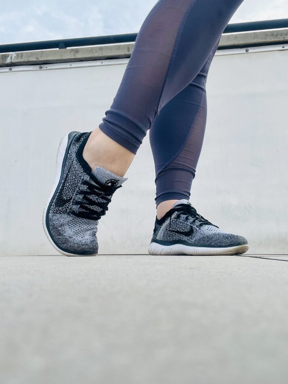 Nike FREE Woman's Woven Tennis shoes Lightweight Flex 2023